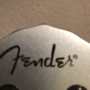 Meet your Posher, Pierce